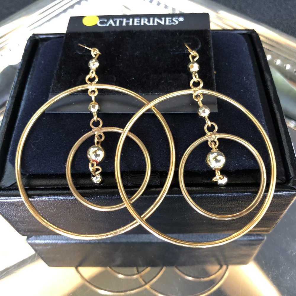 Gold Tone Circle Dangler Earrings